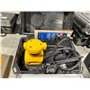 Image 2 : DEWALT DW411K CORDED GRIP SANDER IN BLACK TRANSPORT CASE & SILVER TRANSPORT CASE OF