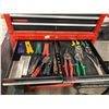 Image 8 : SEARS CRAFTSMAN RED 13 DRAWER TOP CHEST TOOL CABINET & 12 DRAWER MOBILE BOTTOM TOOL CABINET WITH