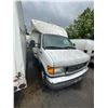 Image 2 : *TOW* 2005 FORD E450 SUPER DUTY, 2DR CUBE VAN, WHITE, VIN 1FDXE45P65HA03650,