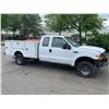 Image 2 : 2001 FORD F-350 XL SUPERDUTY, 4DR EXT CAB PU, WHITE, VIN # 1FDSX35S61EB78141