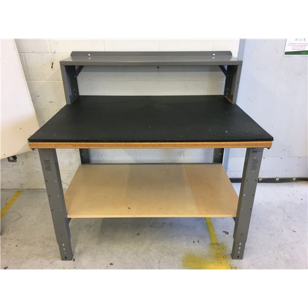 U-LINE ADJUSTABLE HEIGHT METAL WORK BENCH WITH THICK BLACK RUBBER MAT- APPROX.4FT X 3FT