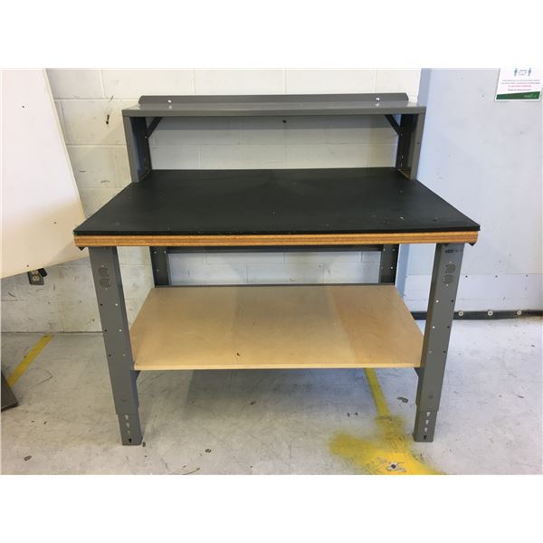 U-LINE ADJUSTABLE HEIGHT METAL WORK BENCH WITH THICK BLACK RUBBER MAT- APPROX.4FT X 3FT