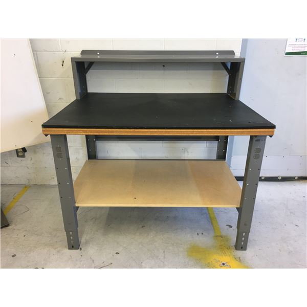 U-LINE ADJUSTABLE HEIGHT METAL WORK BENCH WITH THICK BLACK RUBBER MAT- APPROX.4FT X 3FT