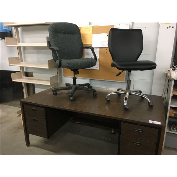 OFFICE DESK WITH 2 CHAIRS & METAL 6FT BOOK SHELF UNUT