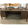 Image 2 : OFFICE DESK WITH 2 CHAIRS & METAL 6FT BOOK SHELF UNUT