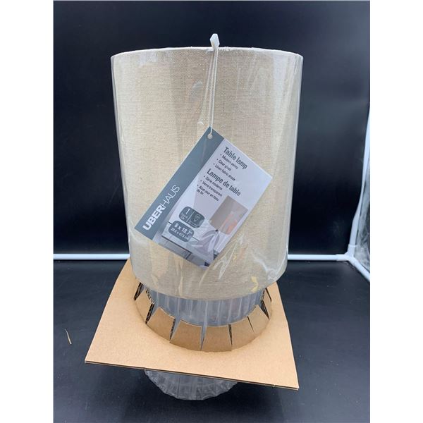 Table Lamp (8 x 18.7in)