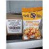 Image 2 : CASE LOT - Cheddar cheese caramel popcorn 12 x 80g