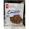 Image 2 : CASE LOT - Concerto milk chocolate cookies 12 x 240g