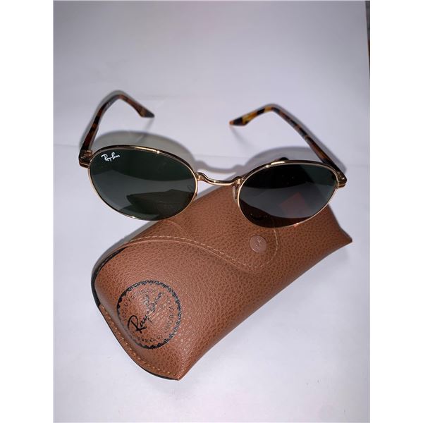 Ray Ban Aviator Sunglasses - estate item