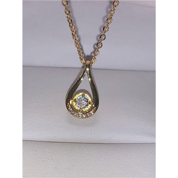 Ladies Tear Drop Solitaire Pendant & Chain Set