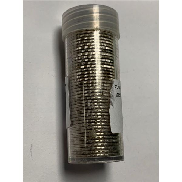 Roll of vintage assorted Canada quarters