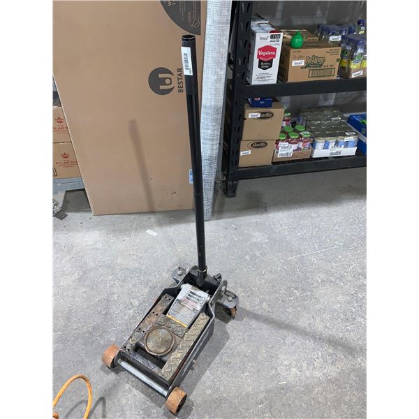 Power built triple lift 4500lbs Lift range 17 1/2"