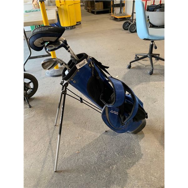 Youth golf set with bag