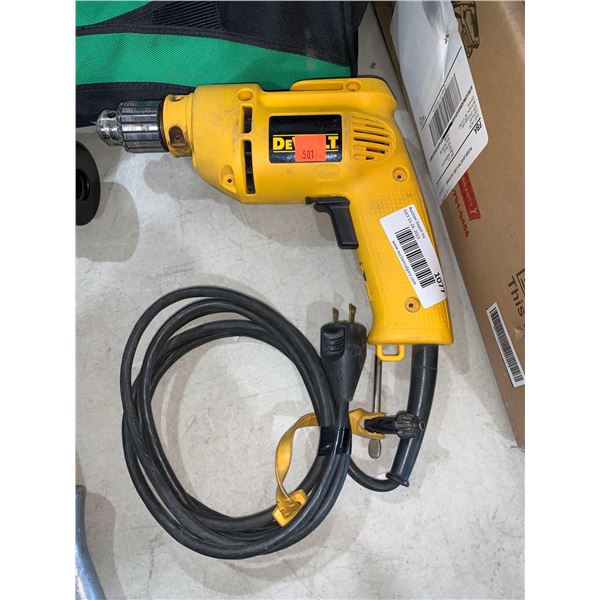 Dewalt electric drill 3/8"