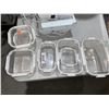 Image 1 : Lot of 8 food saver containers