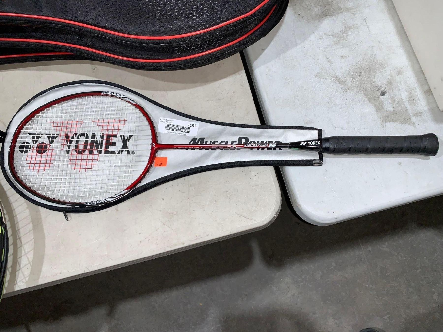 Yonex muscle power 7 racket with case