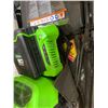 Image 4 : Greenworks 80V Battery Powered Cordless Lawnmower with 2 Batteries and Charger