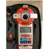 Image 2 : Black & Decker BullsEye BDL500S Auto-Leveling Laser & Digital Tape Measure