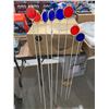 Image 1 : Lot of 8 Reflective Driveway Stakes