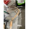 Image 2 : 3 Tine Wooden Handled Garden Cultivator