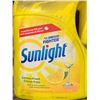 Image 2 : Sunlight w/ Lemon Essence Dishwashing Liquid 4.2L