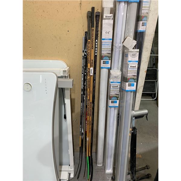 Lot of 6 Assorted Hockey Sticks (5 Player - 1 Goalie)