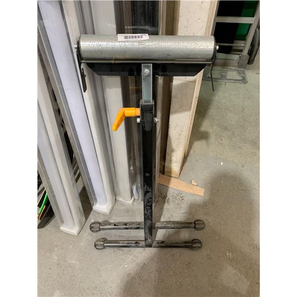 Workforce Adjustable Roller Stand 250lb Capacity