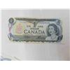 Image 2 : (50) 1973 Canada $1 Bills : Serial Numbers ECM8499101-ECM8499135