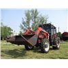 Image 2 : Universal 643 Front Wheel Assist Tractor w/ Loader & 3 PTH