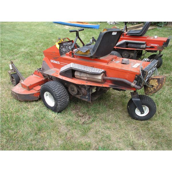 Deines 0 Turn Mower (60" Deck)