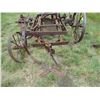 Image 4 : John Deere 2 Bottom Plow