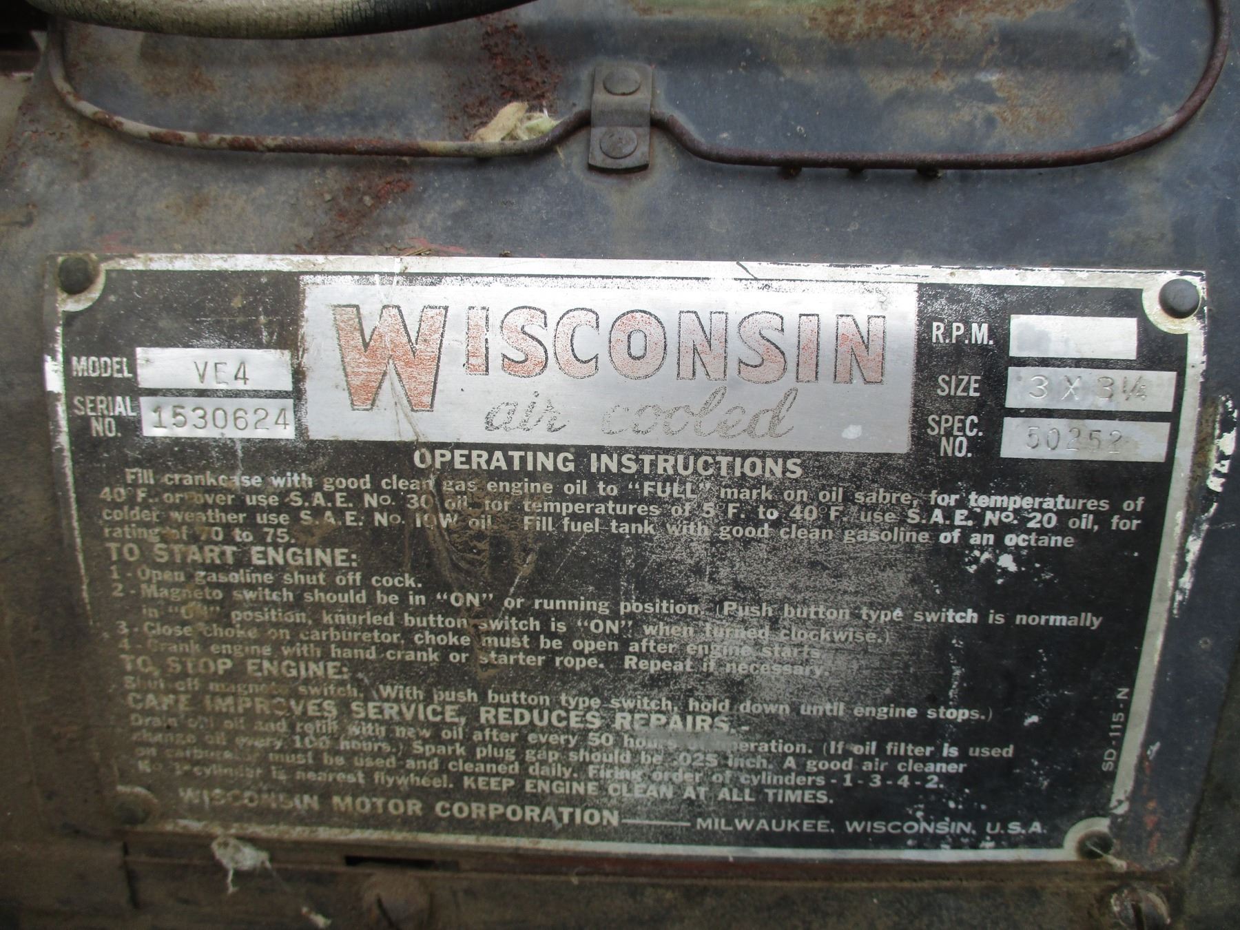 Wisconsin Air Cooled Engine Model # VE4 - Bodnarus Auctioneering