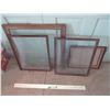 Image 1 : (4) Frames with Glass