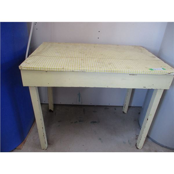 Small Wooden Table (26 x 24")