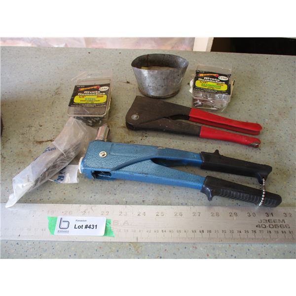 Pop Riveters with Rivets