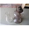 Image 4 : Vintage Oil Lamp Turning Purple