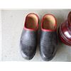 Image 2 : Spittoon Shaped Wooden Planter, Size 40 Wooden Shoes