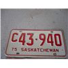 Image 2 : Pair of 1975 Saskatchewan License Plates