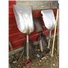 Image 4 : (2x Bid Price) (24) Pieces of Garden Hand Tools - Shovels, Rakes, Forks, Snow Scoop