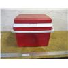 Image 1 : Rubbermaid Cooler