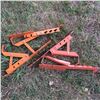 Image 1 : (4) Pink Ladder Jacks (17x8"), (4) Adjustable Ladder Jacks (18" Long)