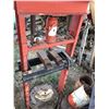 Image 5 : 20 Ton Shurlift Press (5'9" x 2'9") with Accessories - Handles, Fulcrum Bars