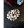Image 1 : LOT OF FISHNET FLOATS