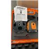 Image 9 : 2 BOXES OF ROOFING TORCHES NAIL GUN AND LASER LEVEL