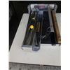 Image 3 : LAMINATE CUTTER AND TILE CUTTER