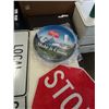 Image 4 : 4 METAL STREET SIGNS WITH METAL COORS TRAYS