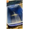 Image 4 : STORAGE TOTES AND BLUE RESTAURANT TRAYS