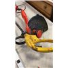 Image 8 : 2 ELECTRIC WEED TRIMMERS BOTH WORKING, LONG POWER BAR AND HUSQVARNA REEL MOWER