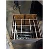 Image 3 : LITTLE CHEIF ELECTRIC SMOKER