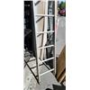 Image 3 : 10FT ALUMINUM LADDER